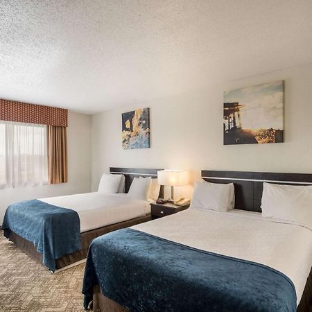 Best Western Mount Pleasant Inn Екстериор снимка