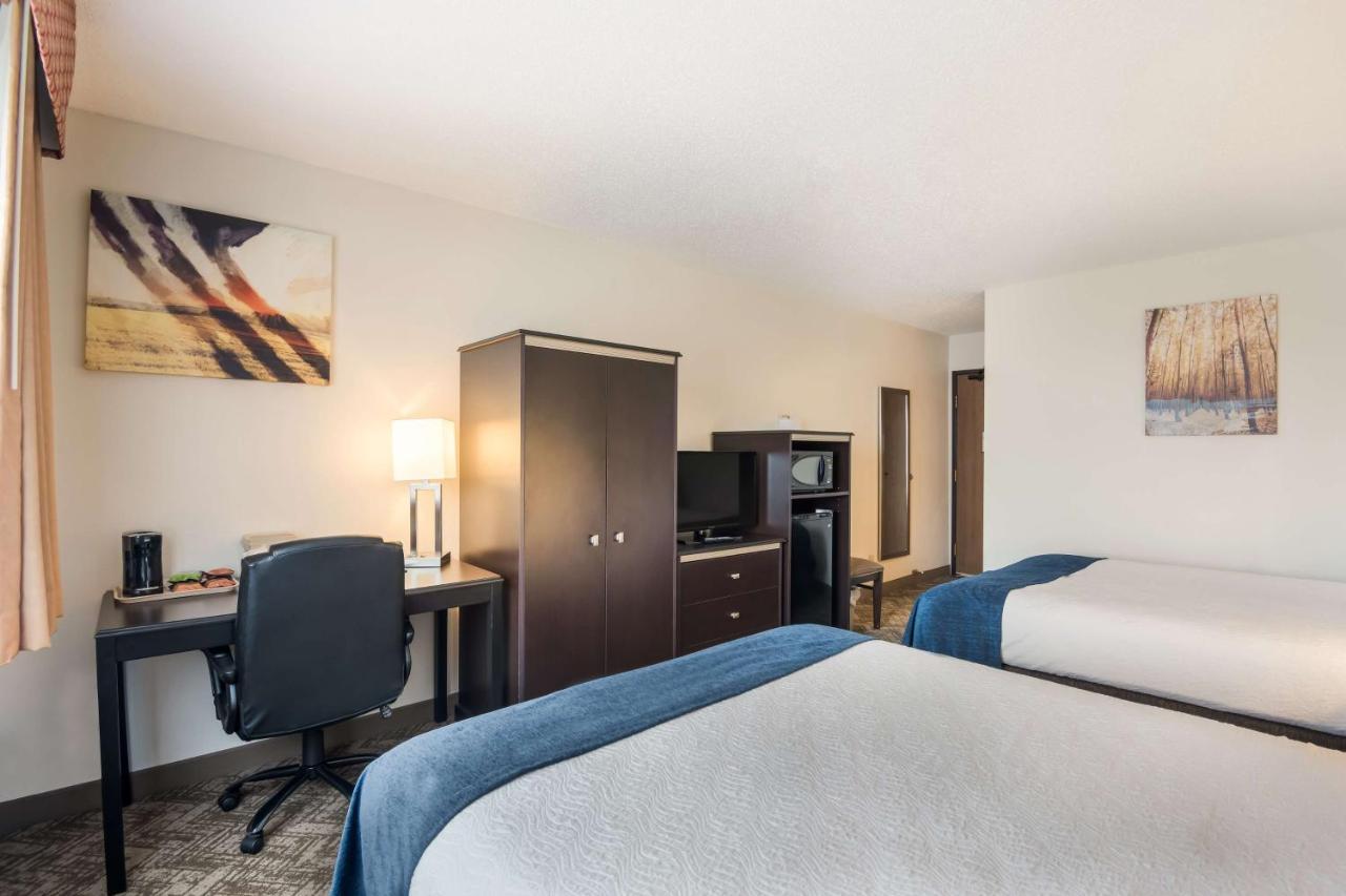 Best Western Mount Pleasant Inn Екстериор снимка