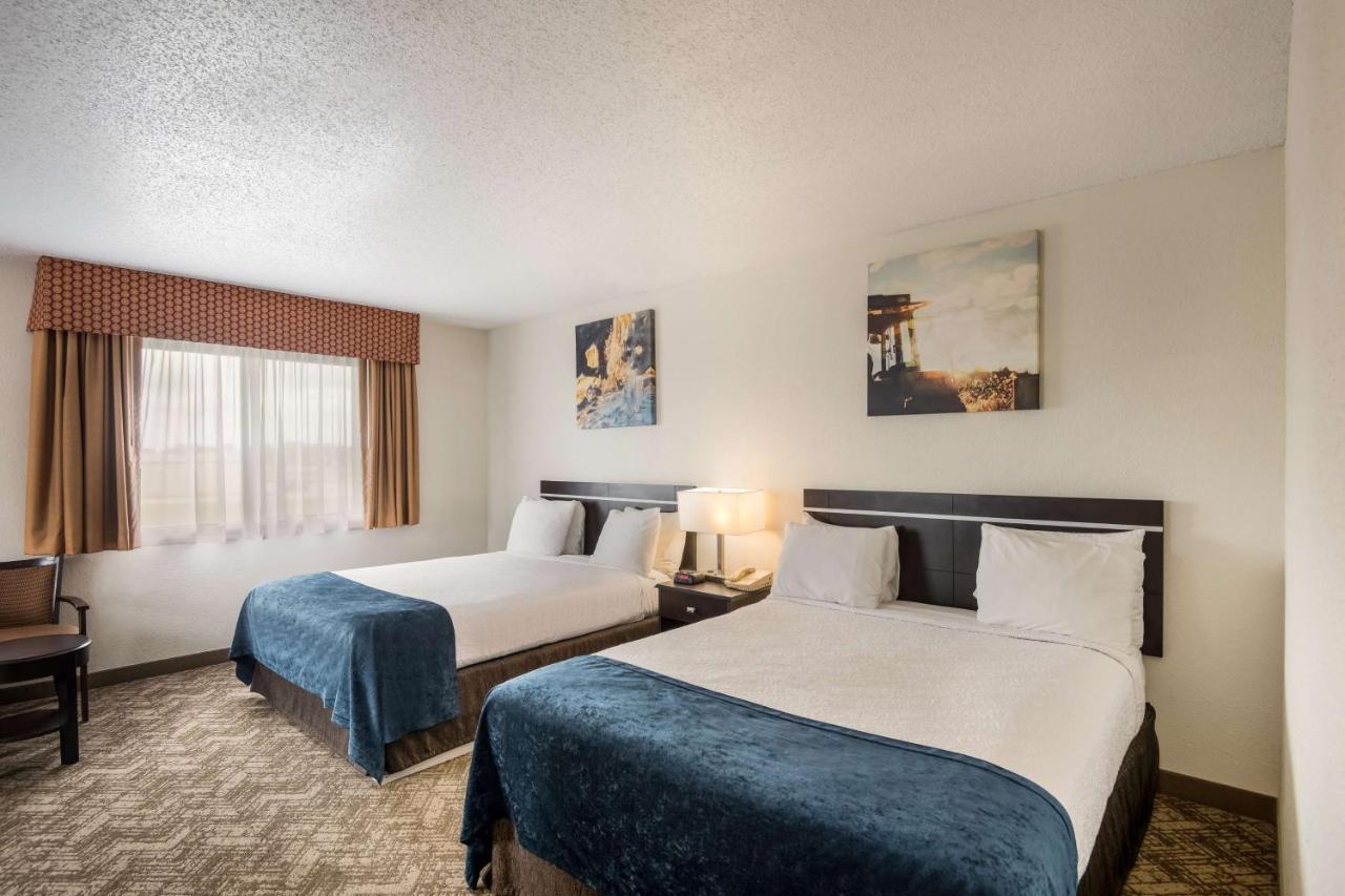Best Western Mount Pleasant Inn Екстериор снимка