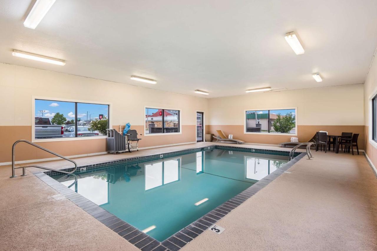 Best Western Mount Pleasant Inn Екстериор снимка